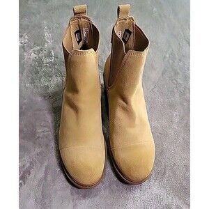 Timberland Boots Women 8.5 Beige Sutherlin Bay Chelsea  A1SCT